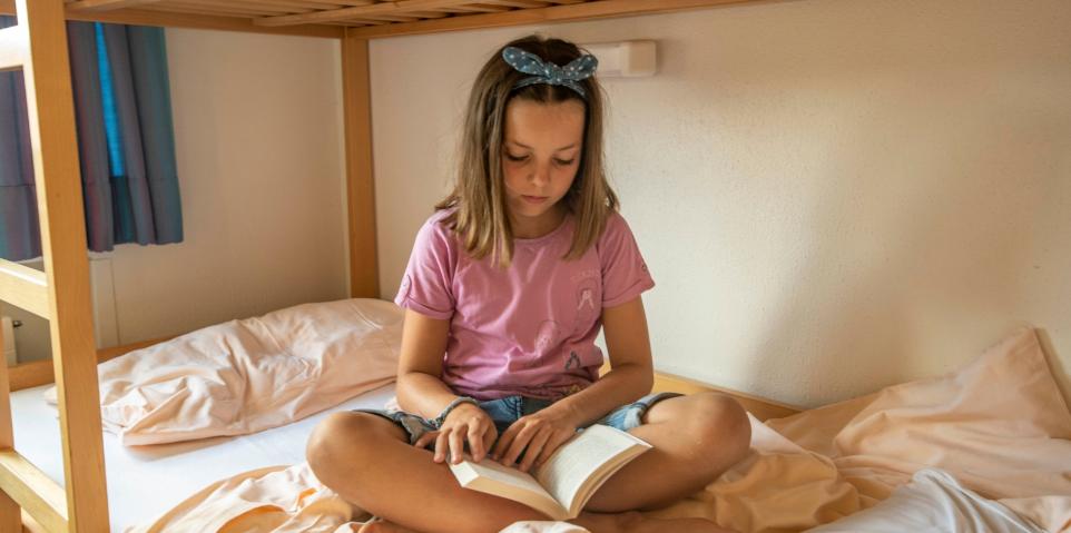 Maedchen_lesen_